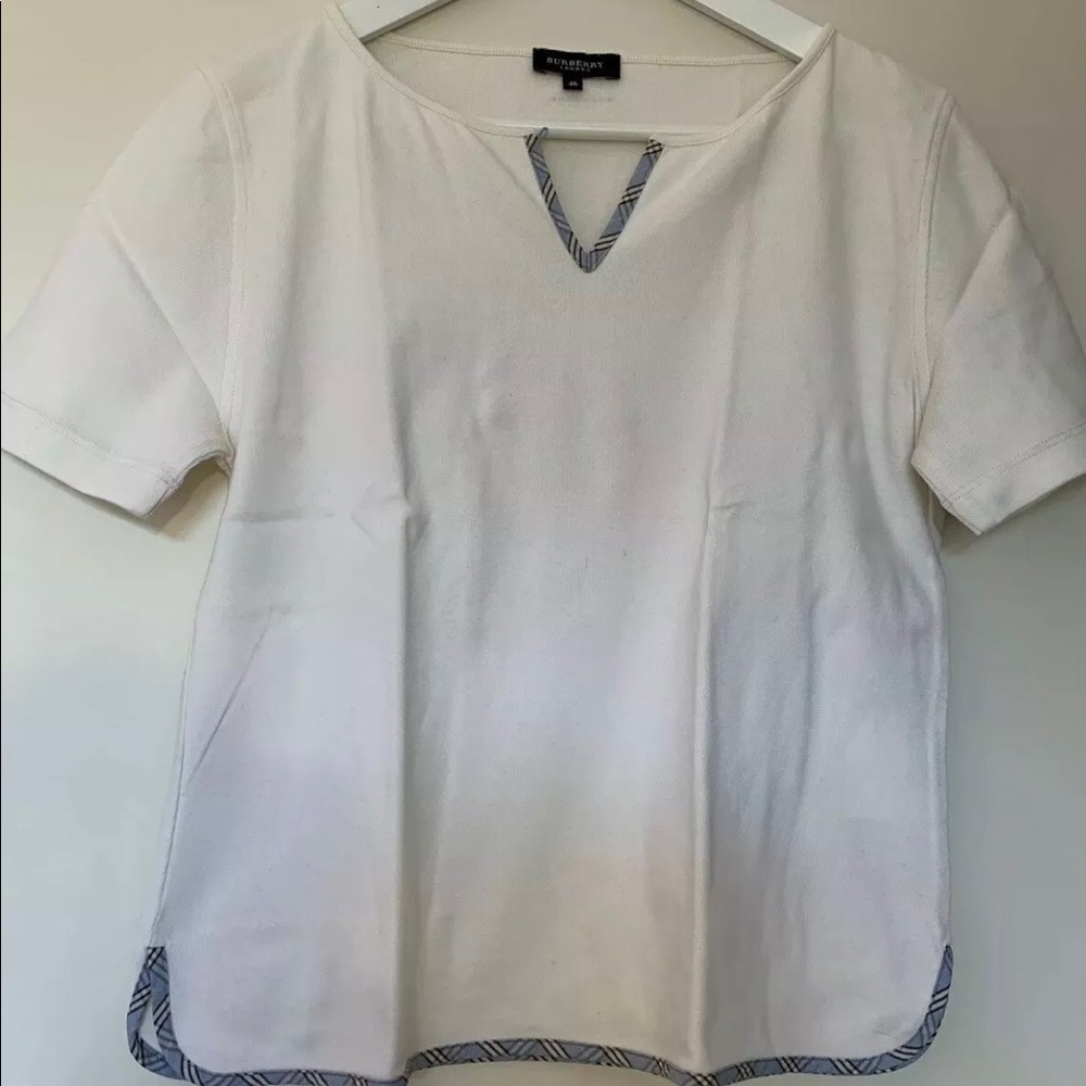 Burberry t-shirt